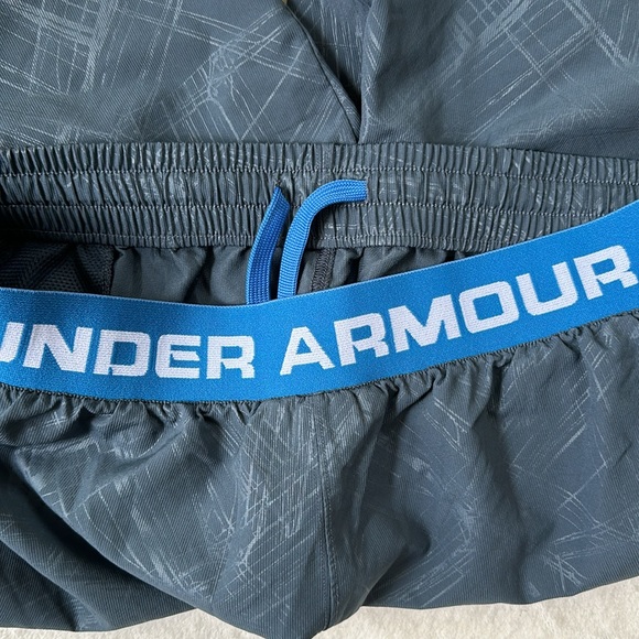 Under Armour Mens Woven Shorts Size XXL - Picture 4 of 7